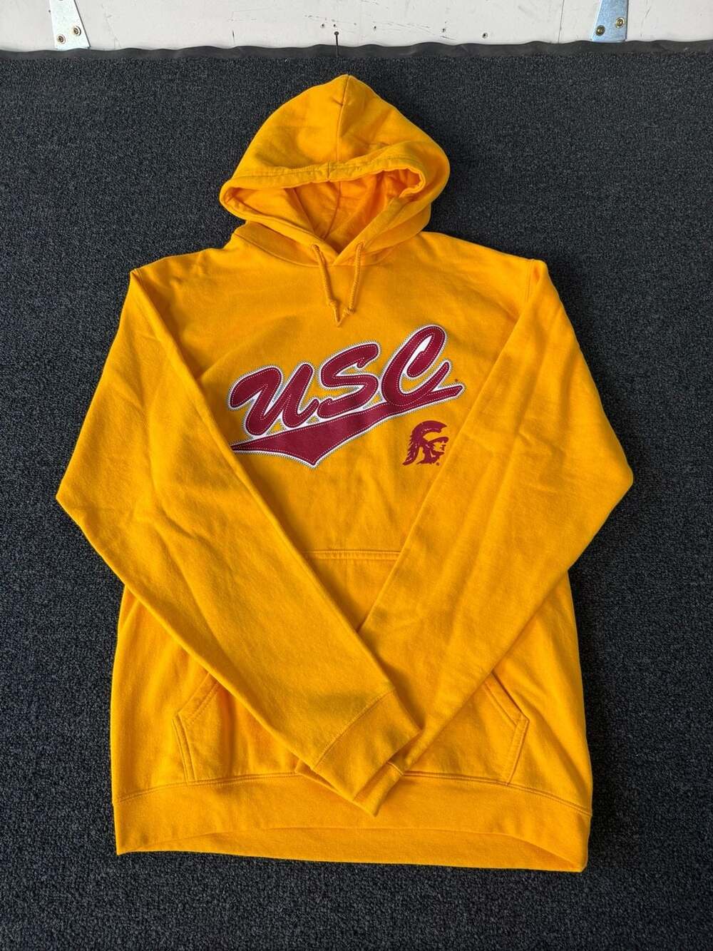 Vintage Red Oak USC Trojans University of Southern California Yellow Hoodie
